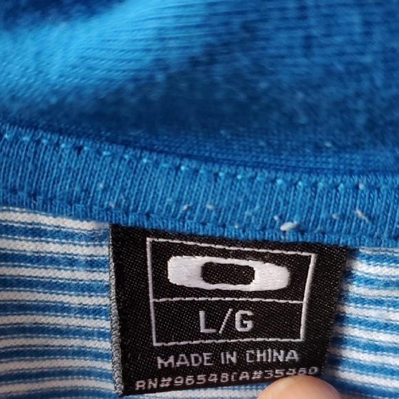 Oakley Blue Polo Shirt Classic Design - Picture 2 of 7